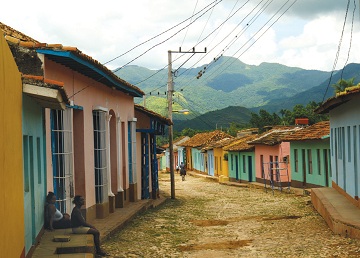 Rehabilitación residencial en el Barrio de Las Tres Cruces, Trinidad [Cuba]