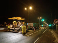 Spreading of sound-deadening mixture