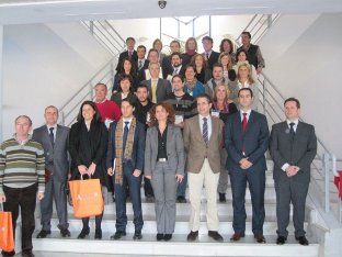 La Delegada de Economía en Málaga en el acto de entrega de certificaciones.