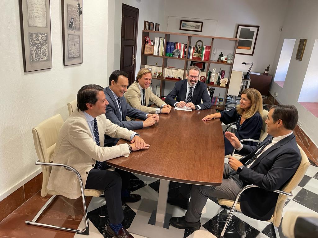 Villamandos Nieto reunión