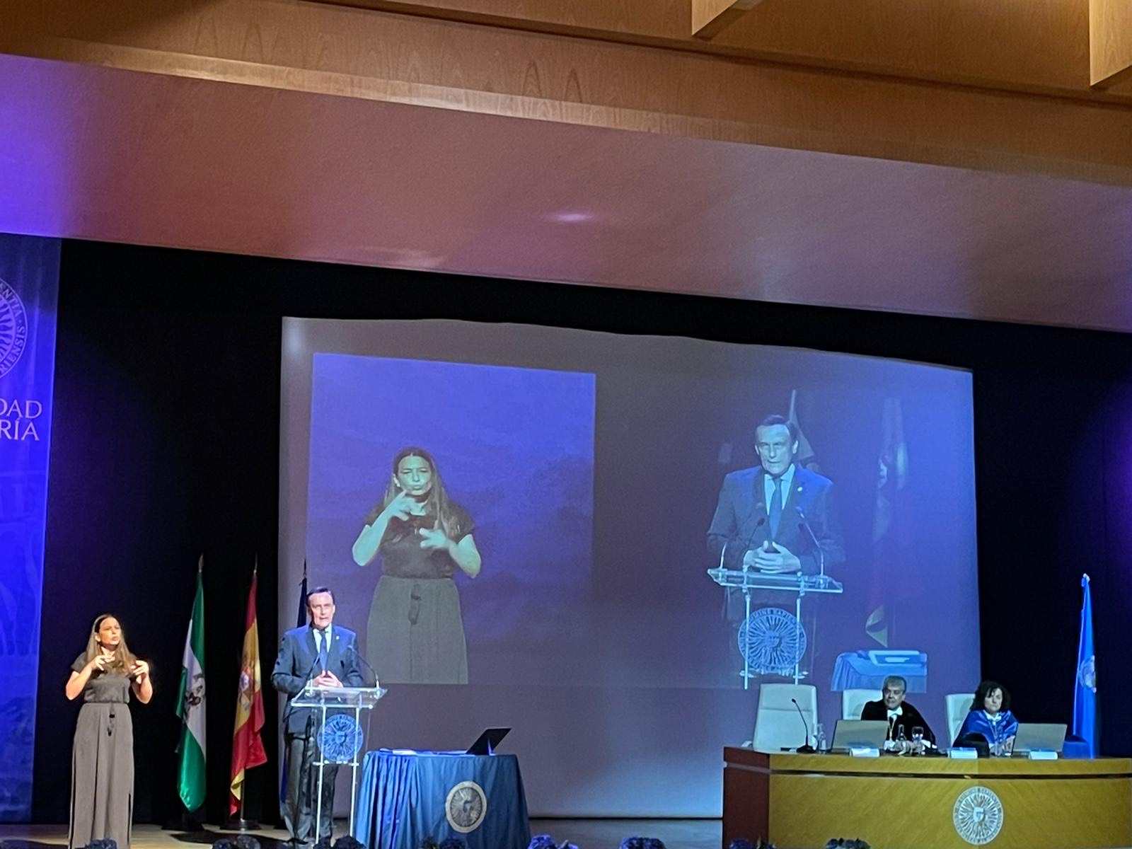 Gómez Villamandos, en la apertura del curso académico de la UAL