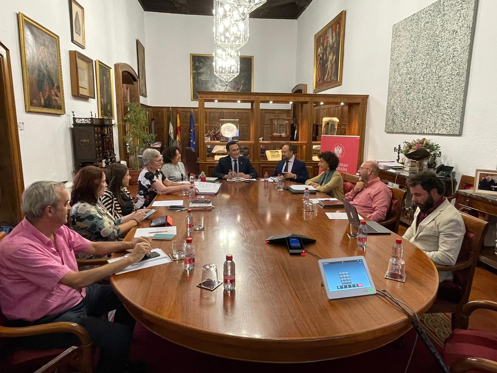 Gómez Villamandos durante la reunión con vicerrectores de Internacionalización