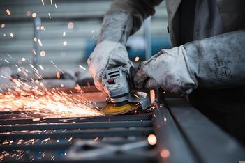 Trabajador sector metal
