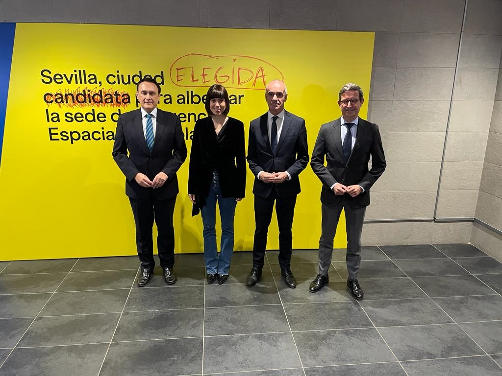 Villamandos y Paradela visita CREA 