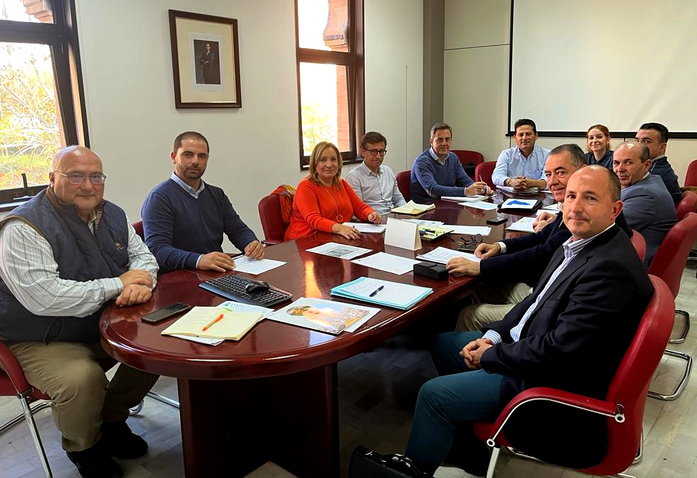 Reunión de la secretaria general de Agricultura con la Mesa de los Frutos Secos