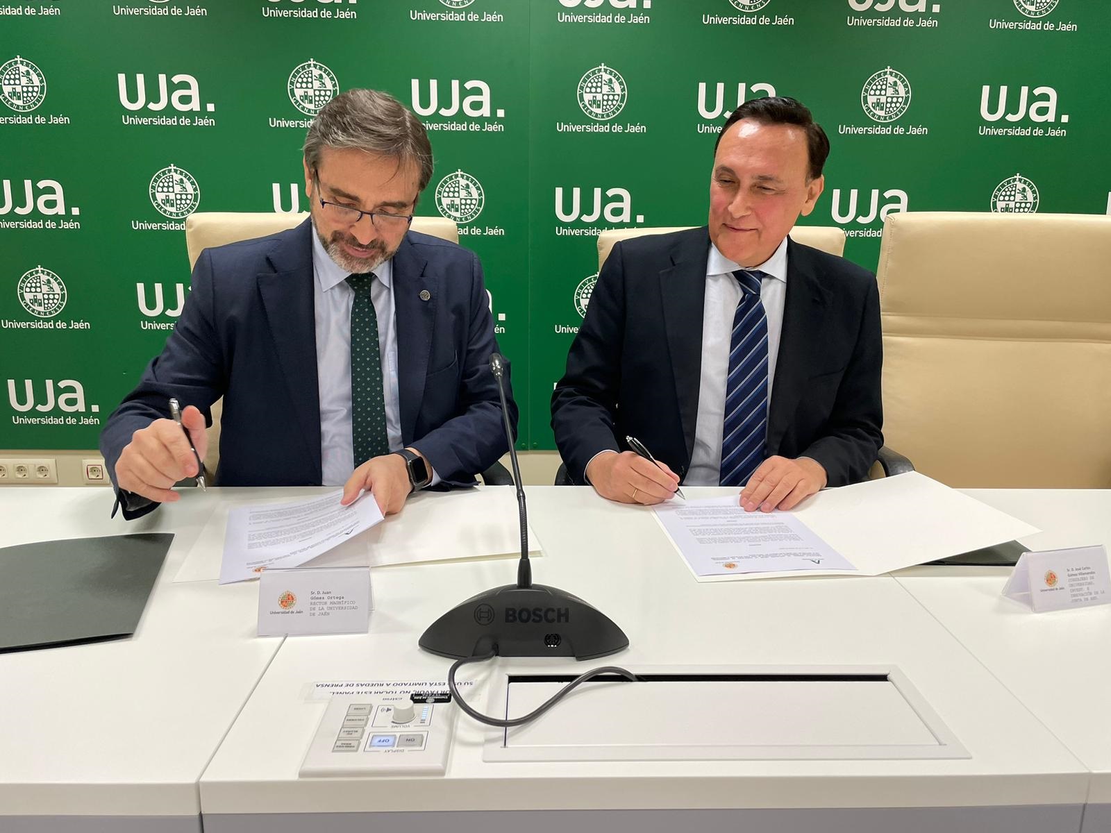 Villamandos y rector de la UJA firman un protocolo de colaboración en materia de drones