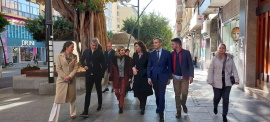 Rocío Blanco visita el Centro Comercial Abierto Almería Centro
