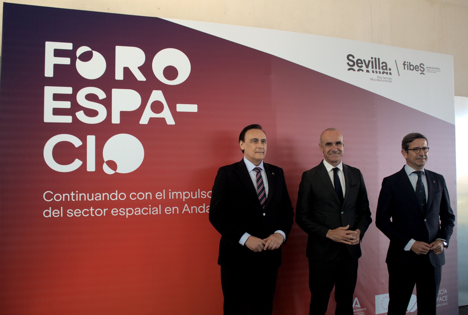 Villamandos y Paradela en la inauguración de la II Conferencia Espacial de Andalucía