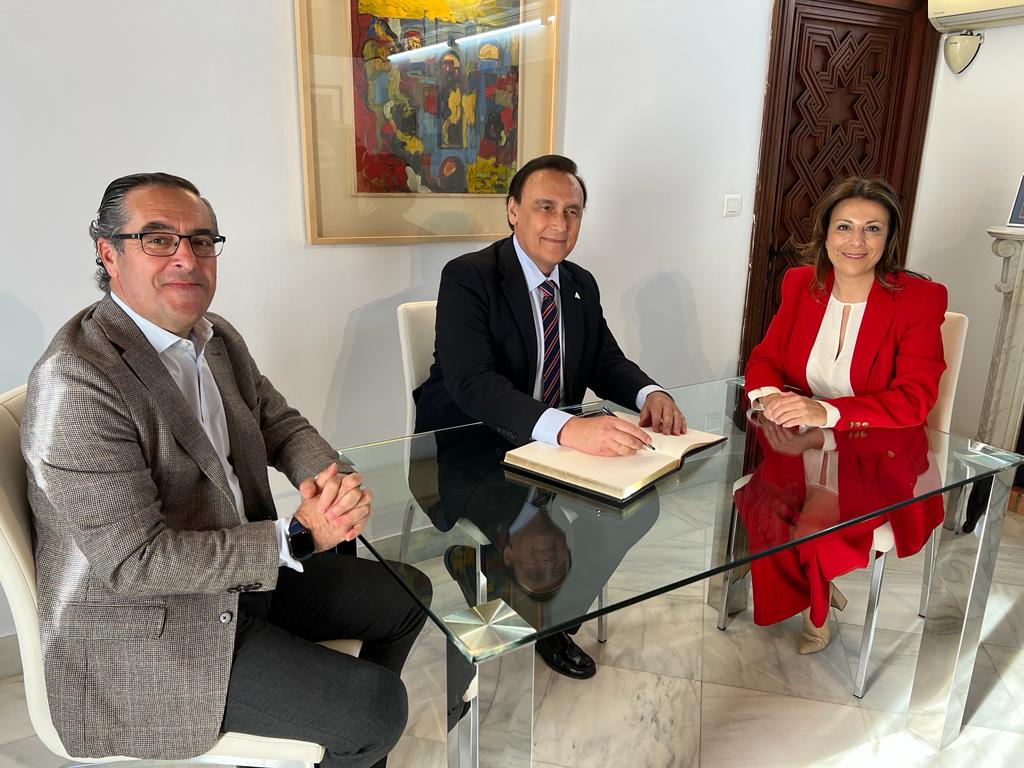 Gómez Villamandos, consejero de Universidad, Investigación e Innovación