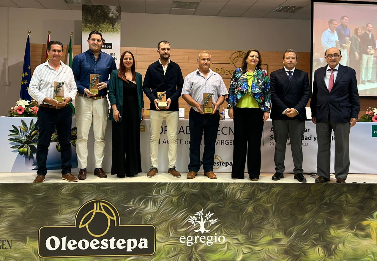 Carmen Crespo en la clausura de las XIX Jornadas Técnicas del Aceite de Oliva Virgen Extra organizadas por Oleoestepa en Estepa (Sevilla)