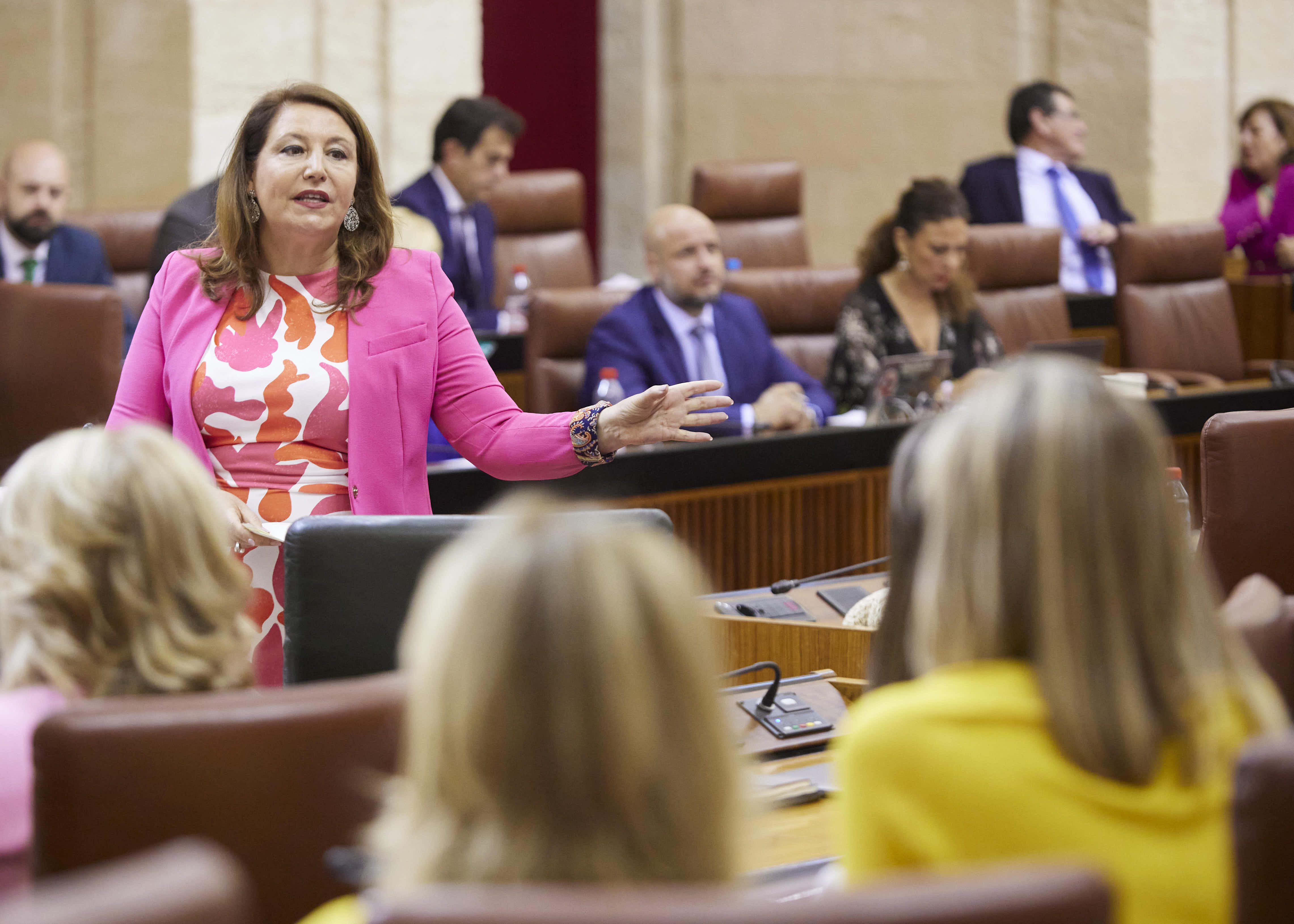 La consejera Carmen Crespo durante su intervención en el Parlamento de Andalucía