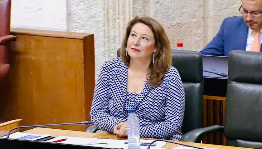 Carmen Crespo durante su intervención en el Parlamento de Andalucía