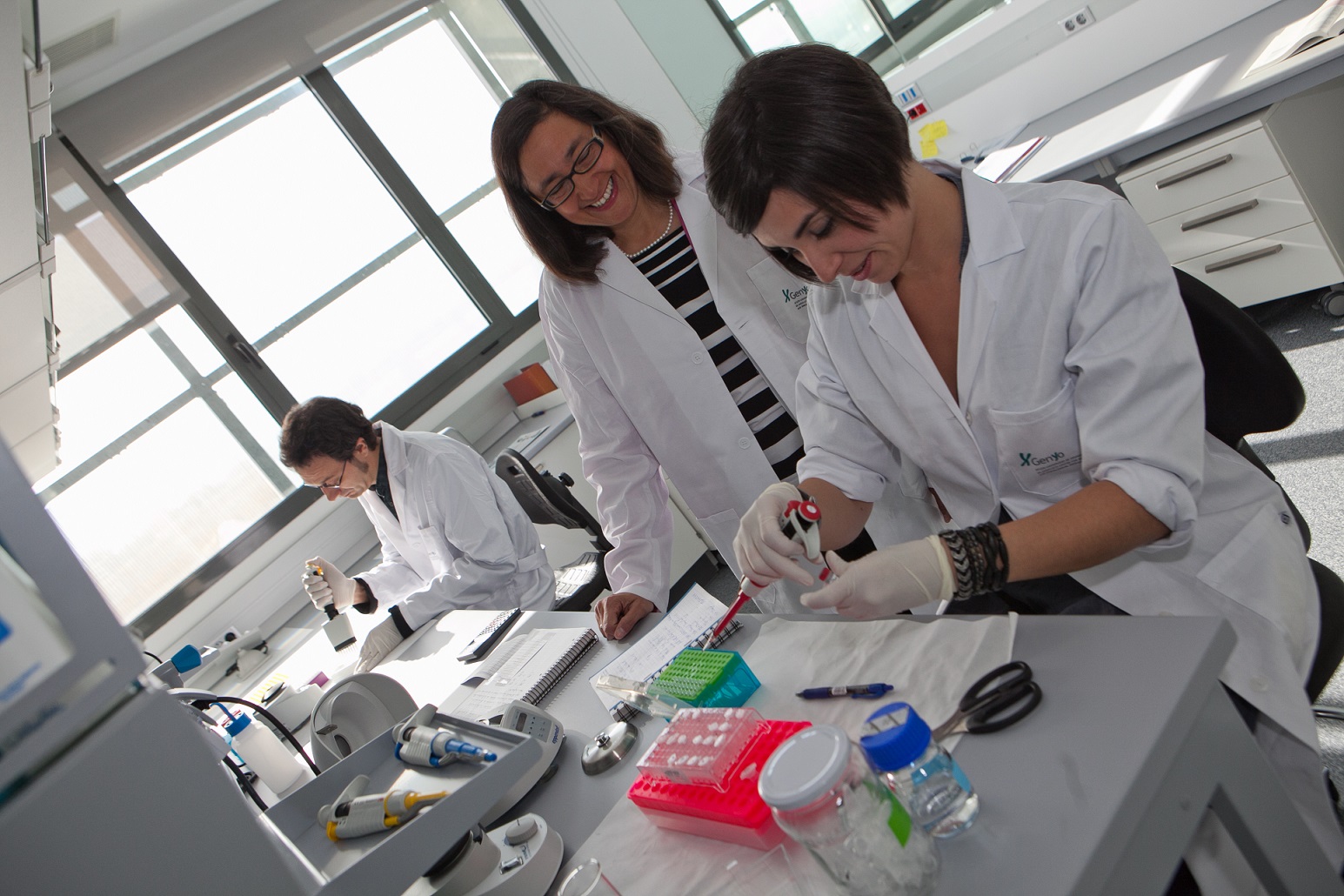 Andalucía dirige un proyecto a nivel nacional y europeo para avanzar en la búsqueda de tratamientos a enfermedades inmunomediadas