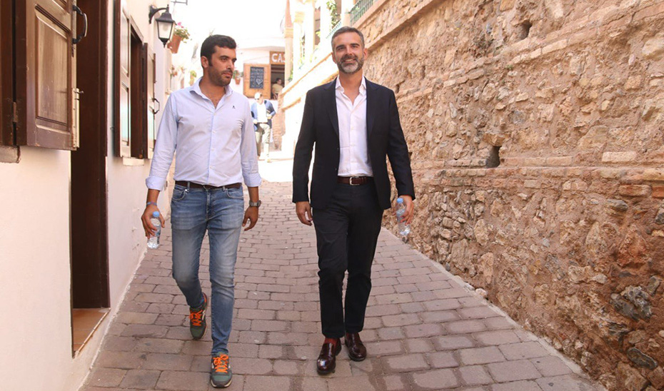 Ramón Fernández-Pacheco visita Mojácar. 