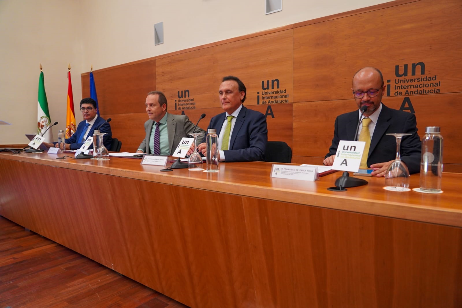 Villamandos durante la inauguración de los cursos de verano de la UNIA