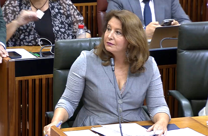 Carmen Crespo en el Parlamento de Andalucía