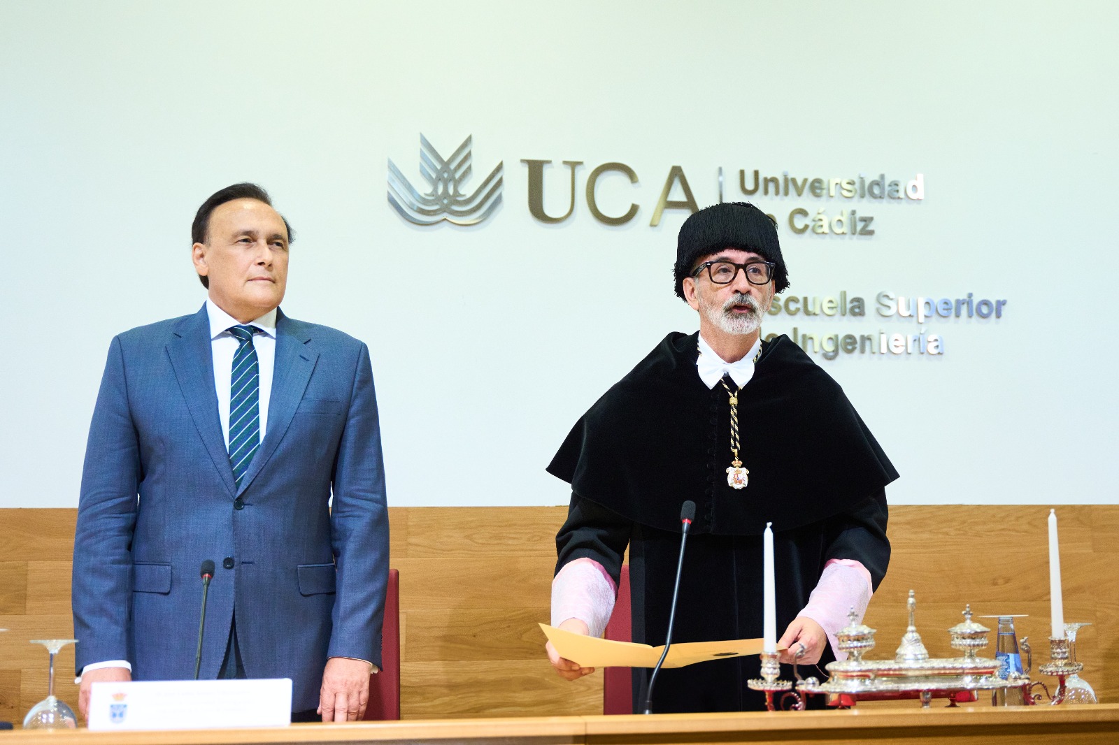 Villamandos durante la apertura de curso de la UCA 