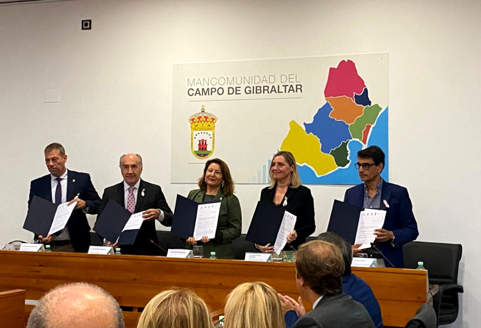 Acto de firma de la dotación de las EDAR de Algeciras y La Línea con tratamientos terciarios