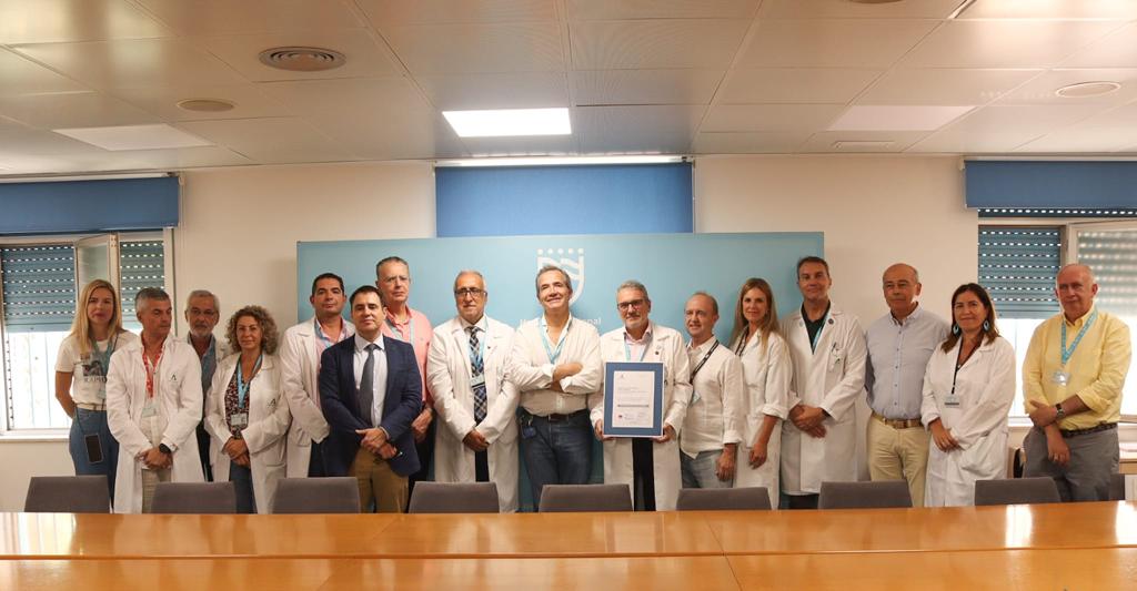 Entrega certificación de calidad a UGC Cirugía General HRU de Málaga_061023
