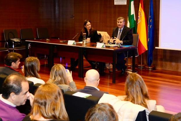 Antonio Posadas durante la celebración de la sesión de trabajo