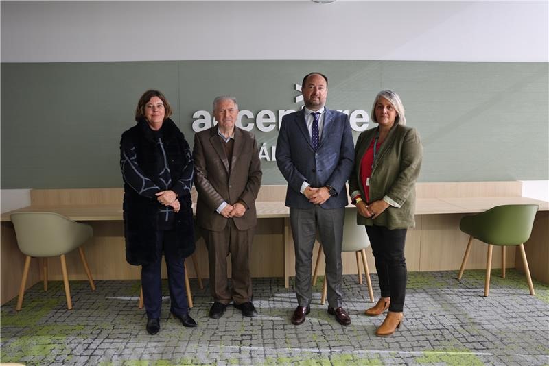 Ramón Herrera en la reunión con Accenture y Málaga TechPark