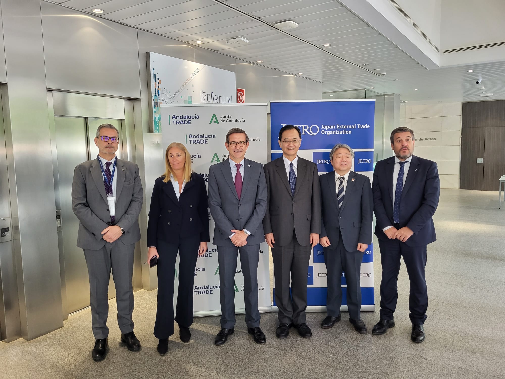 Andalucía y Japón estrechan lazos de colaboración en el sector del hidrógeno renovable.