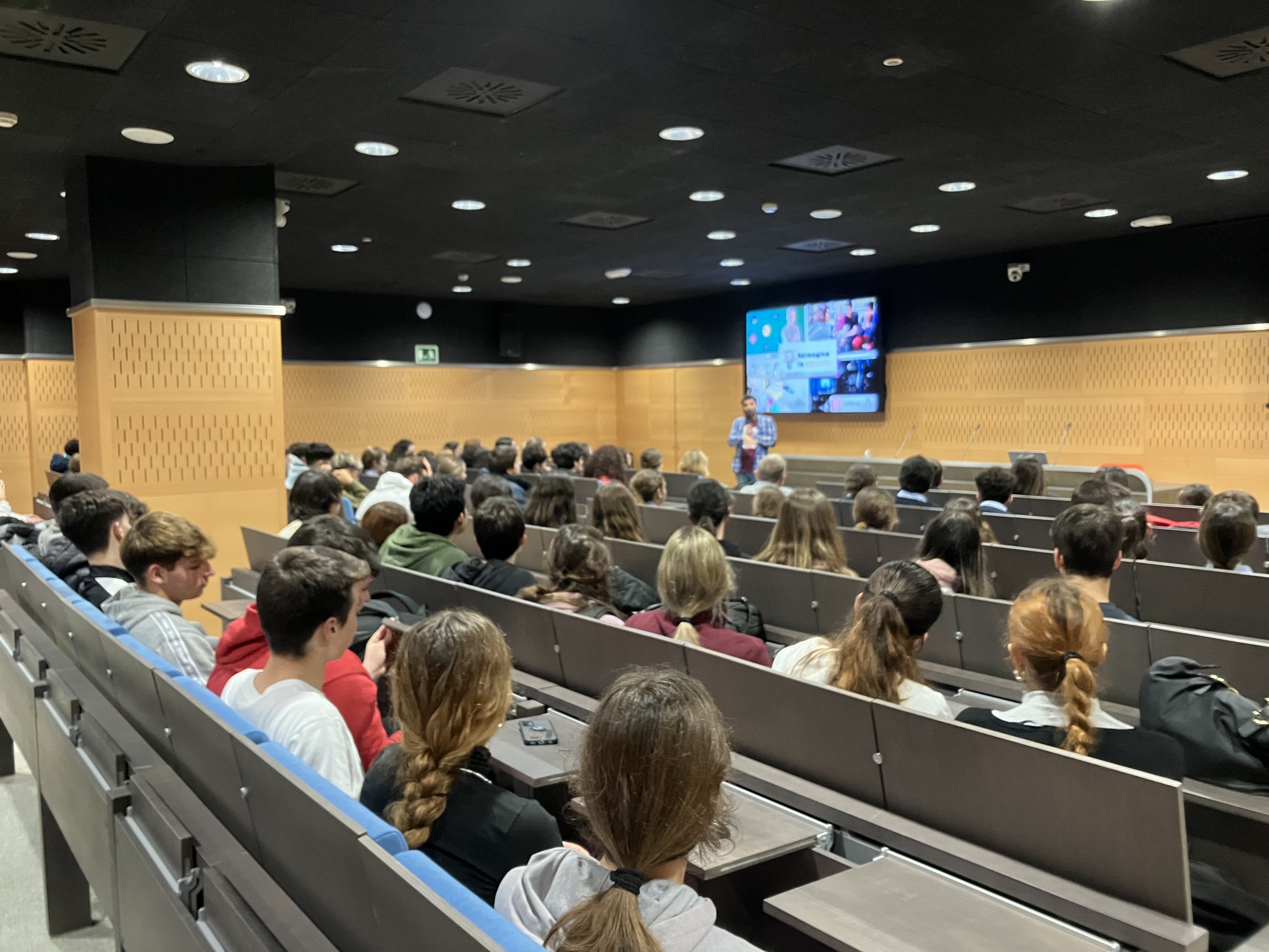 Programa Reimagina la Ciencia