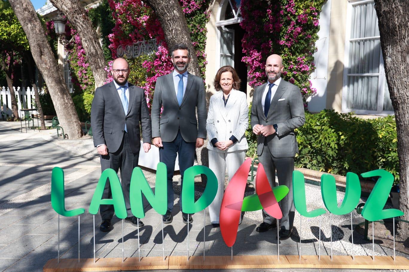 El consejero de Agricultura ha participado en el VII Congreso Agroalimentario de Andalucía de Landaluz