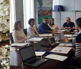 Sevilla será sede, los días 24 y 25 de octubre próximo, de un congreso europeo que se centrará en la rehabilitación sostenible del patrimonio histórico y arquitectónico de Andalucía. Dicho evento, que será organizado por la Consejería de Fomento y Vivienda, se enmarca en el proyecto VIOLET que, impulsado por la Comunidad Europea con la participación de seis regiones de diferentes países, está explorando medidas para implementar la eficiencia energética en los edificios patrimoniales.  El congreso europeo pa