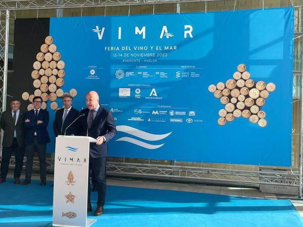 El gerente de AGAPA, en la inauguración de VIMAR