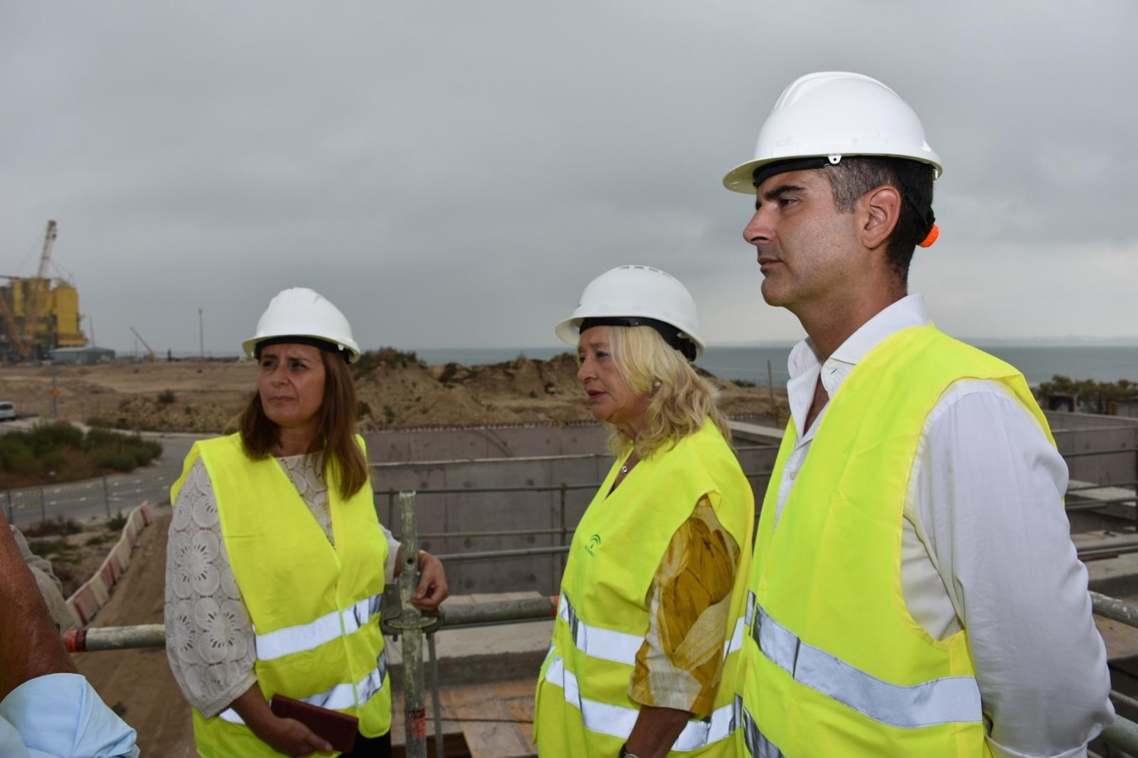 Fernández-Pacheco visita las obras de la nueva EDAR de Puerto Real