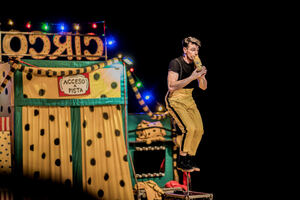 Espectáculo ‘Cándido’ de Lanórdika Circo