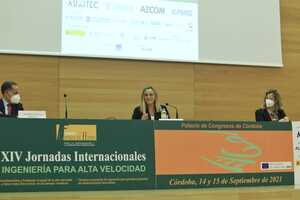 Marifrán Carazo defiende la necesaria ampliación del Cercanías de Córdoba en las XIV Jornadas de Alta Velocidad 