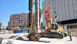 Trabajos en la ampliación del túnel, en Armengual de la Mota.