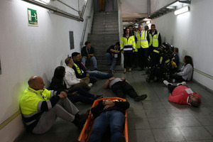 Simulacro de incendios llevado a cabo en las instalaciones del Metro de Sevilla.