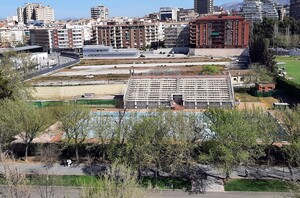 La intervención en la piscina forma parte de las obras compensatorias del Metro de Granada.
