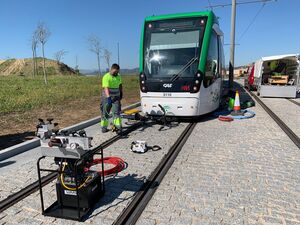 Simulacro de descarrilamiento tras atrapamiento de una bicicleta bajo el tren de Metro de Málaga