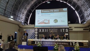 Metro de Málaga recoge el premio en el Foro de Nuevas Tecnologías de Transporte.