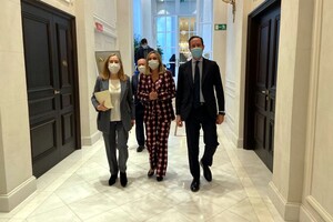 La consejera Marifrán Carazo ha participado en el Foro Nueva Economía de Madrid.