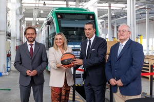 El acuerdo se ha certificado en el edificio administrativo de Talleres y Cocheras del Metro de Granada.