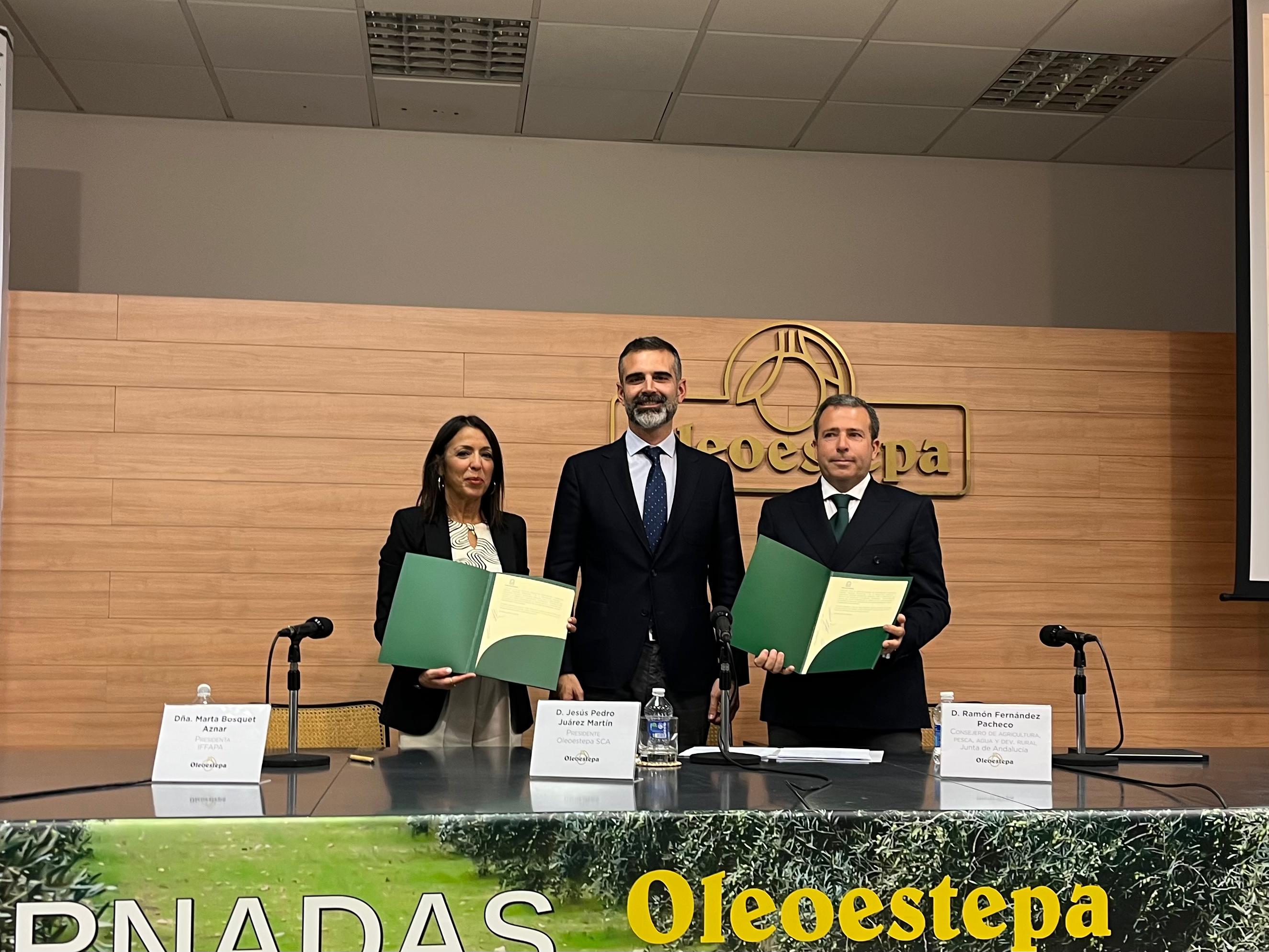 Momento de la firma del acuerdo