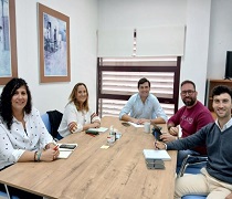 Reunión en el IAJ para colaborar con el Ayuntamiento de Sevilla
