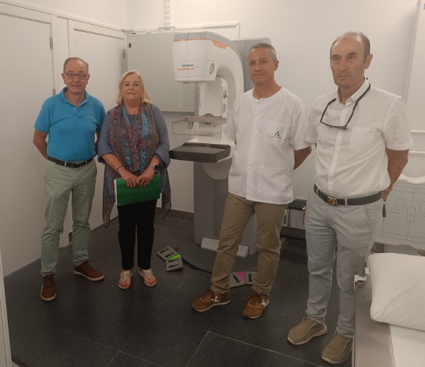 Los Distritos Sanitarios de Huelva ponen en marcha en Gibraleón un segundo mamógrafo para el refuerzo del programa de cribado del cáncer