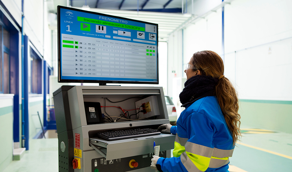 Los nuevos servidores en las ITV permitirán minimizar el impacto de una caída del sistema en la atención al ciudadano.