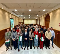 Entrega a las entidades locales de la provincia de Jaén de las resoluciones de ayudas del programa ‘Activa-T Joven’