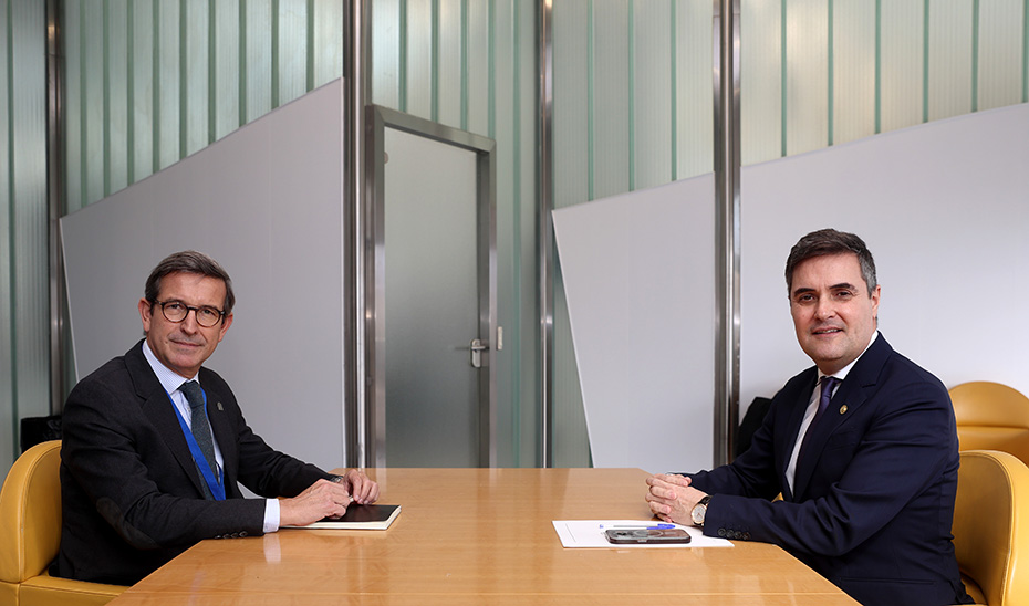 Junta y Gobierno vasco lanzan un mensaje de tranquilidad a los trabajadores de Ayesa Digital