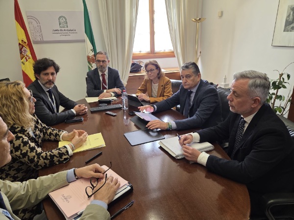 Antonio Sanz anuncia la creación de un punto de urgencias 24 horas en Fuengirola