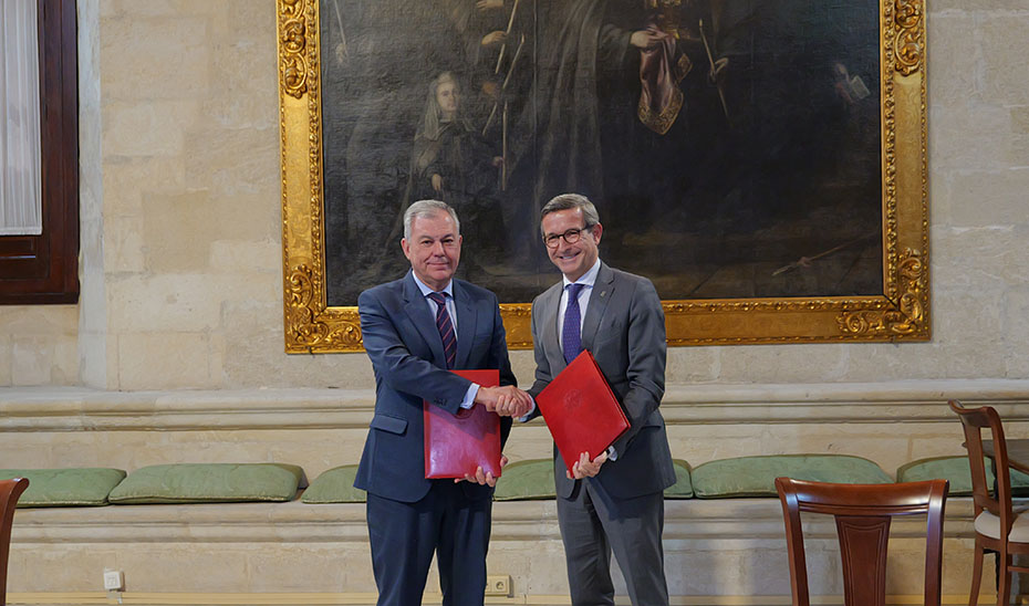 Paradela y Sanz firman un protocolo entre la ADA y el Ayuntamiento de Sevilla para impulsar la administración digital.