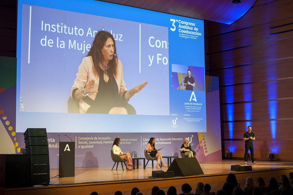 La consejera de Inclusión Social, Juventud, Familias e Igualdad, Loles López.