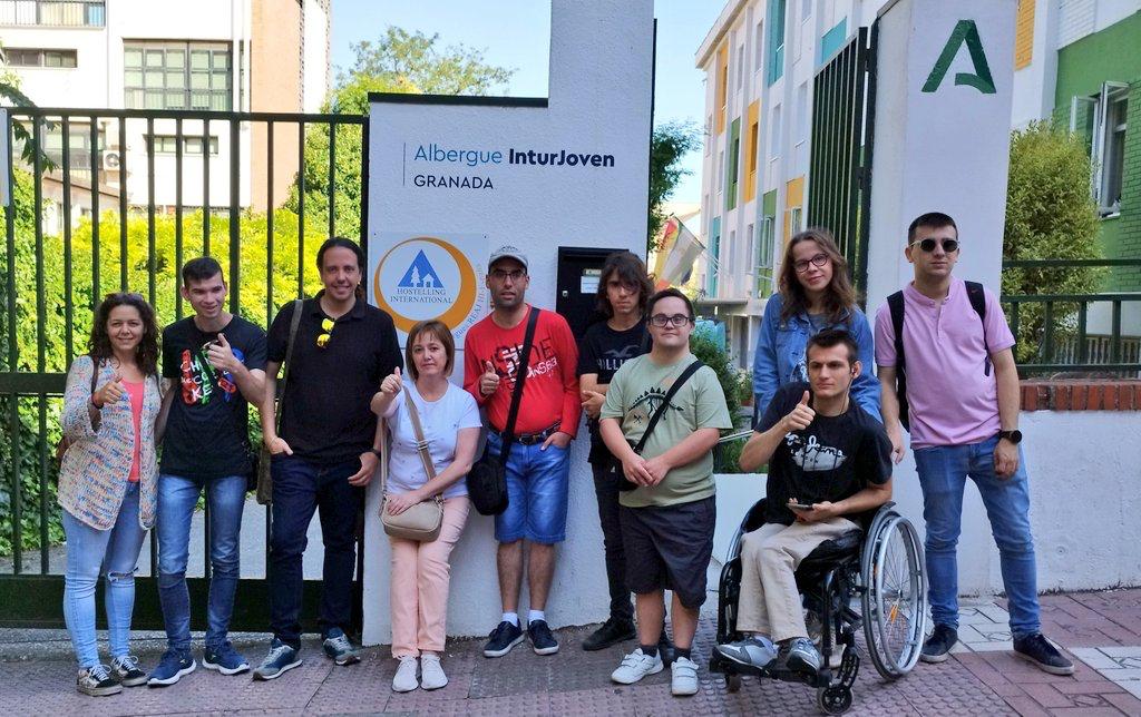 Jóvenes, en un albergue de Inturjoven. 